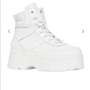 BRAND NEW- Windsor Smith Laken Boots festival shoes